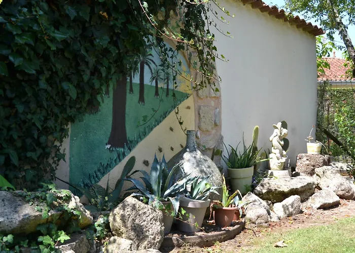 Le De La Lombriere * Saint-Denis-de-Pile